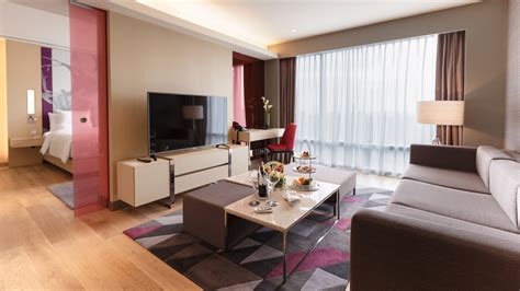 novotel manila araneta|Rooms & Suites .